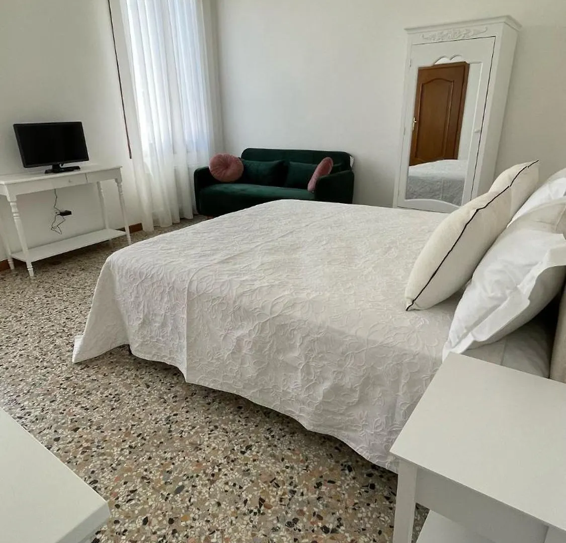 Apartman Residenza Stardust Suite With Canal View Velence