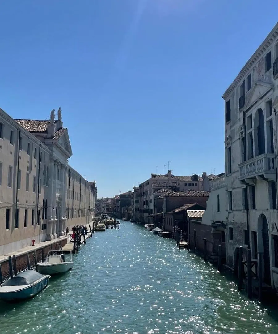 Residenza Stardust Suite With Canal View Velence Apartman